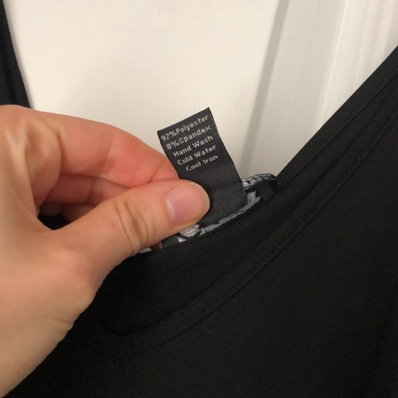 Classy black dress - Picture 4 of 5